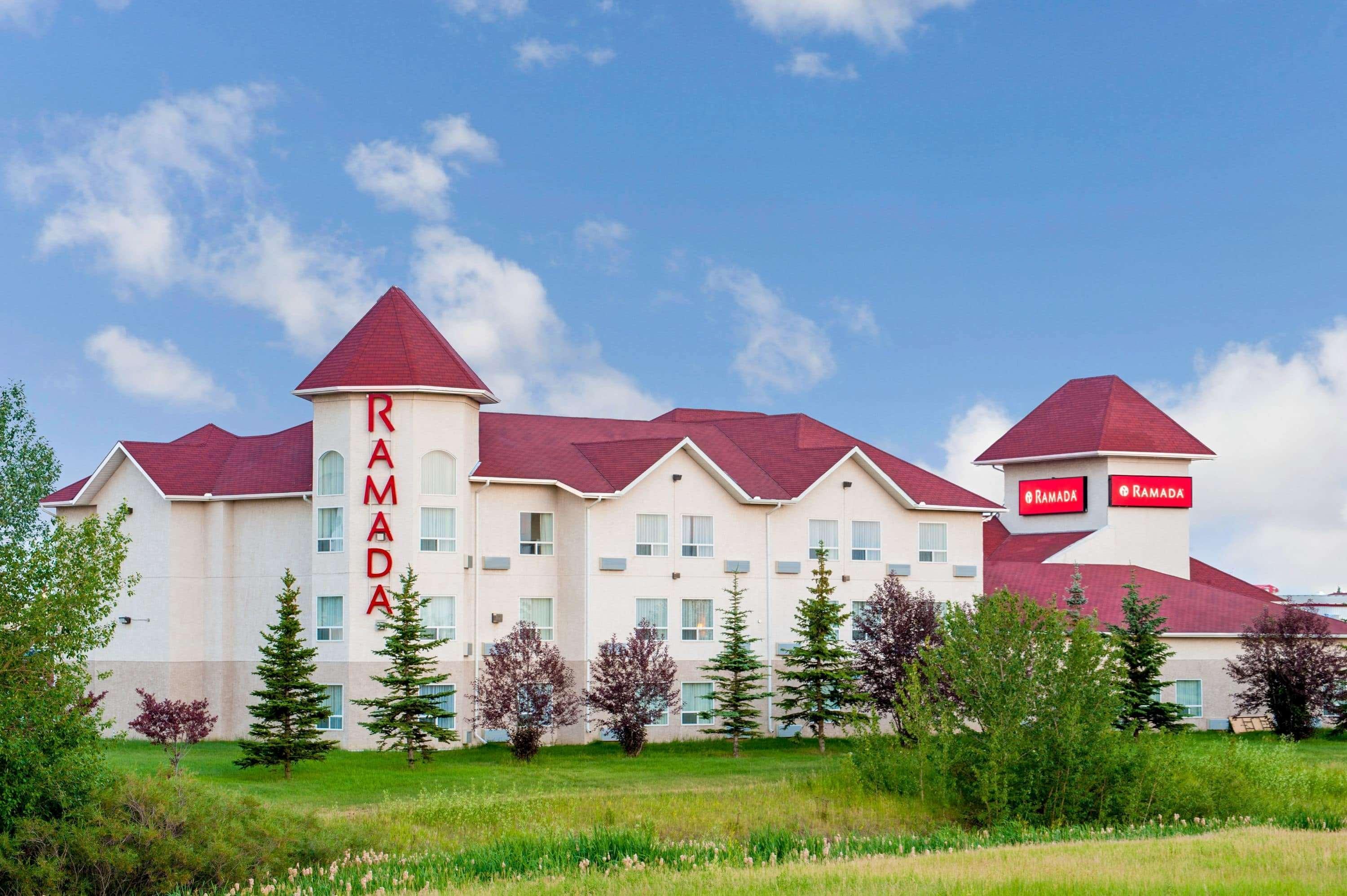 Quality Inn & Suites Edmonton International Airport Leduc Exterior foto